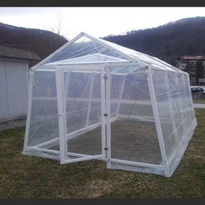 Dvokapni rastlinjak 3,0 m x 6,0 m z enokrilnimi vrati ter 2 okni